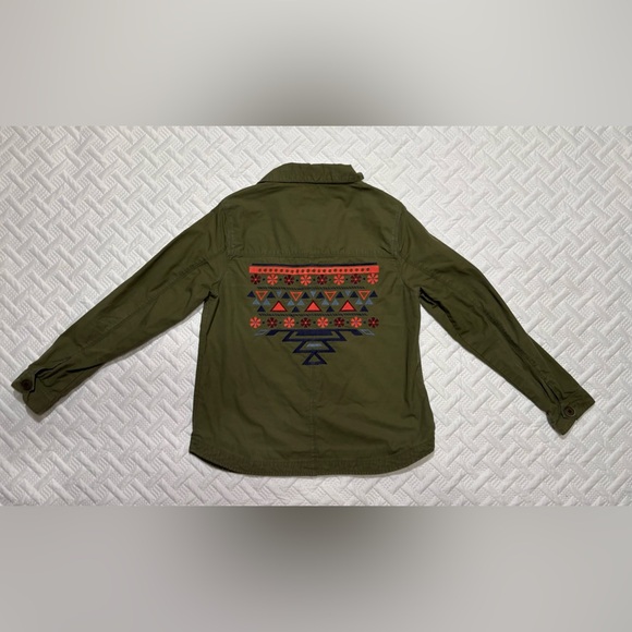 Old Navy Jackets & Blazers - OLIVE GREEN UTILITY SHIRT JACKET W/ EMBROIDERY ON BACK- SIZE MEDIUM women’s
